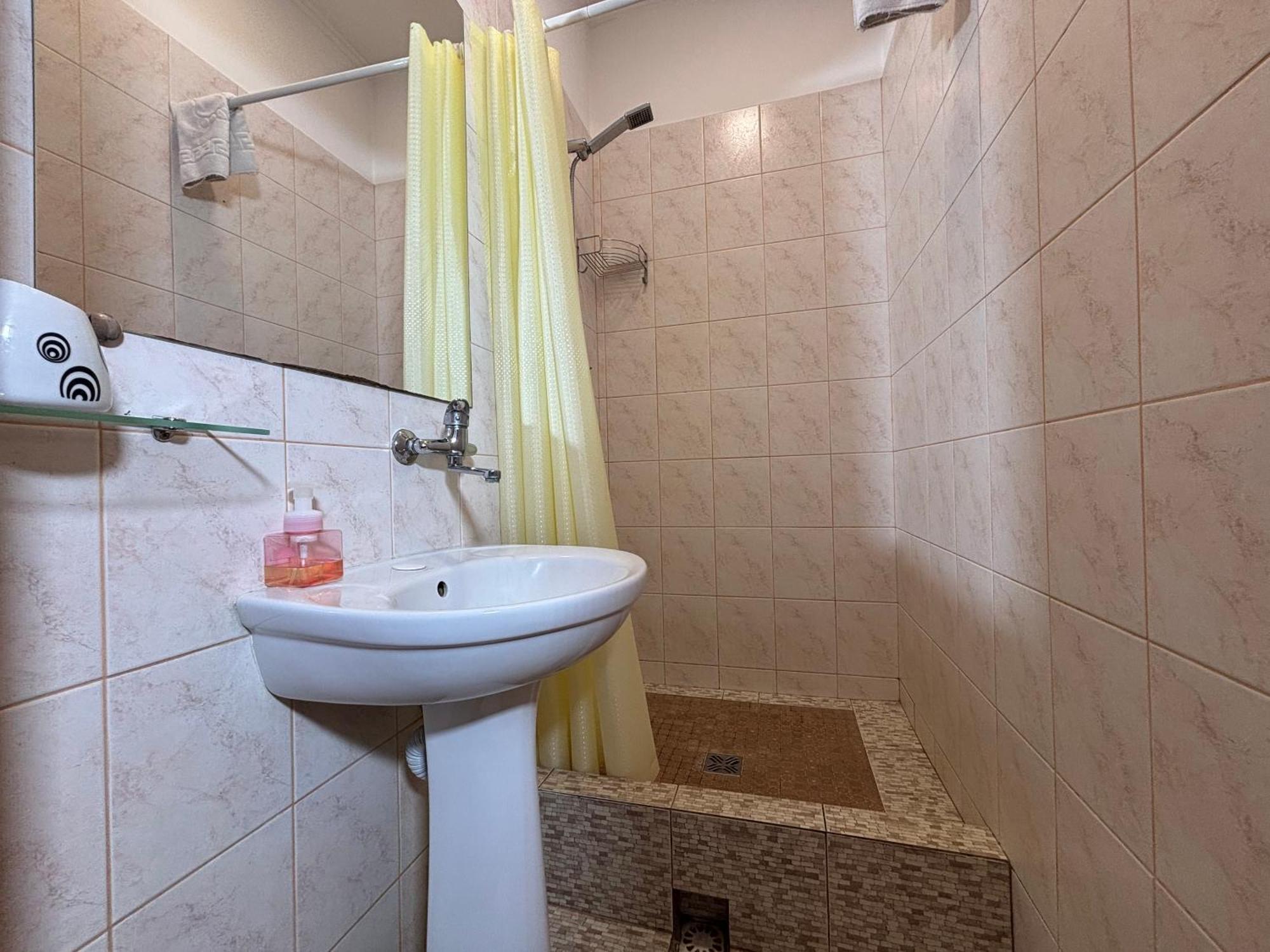 דירות אוזהורוד Авіа מראה חיצוני תמונה